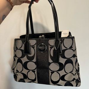 Coach purse - never used, tags still attached